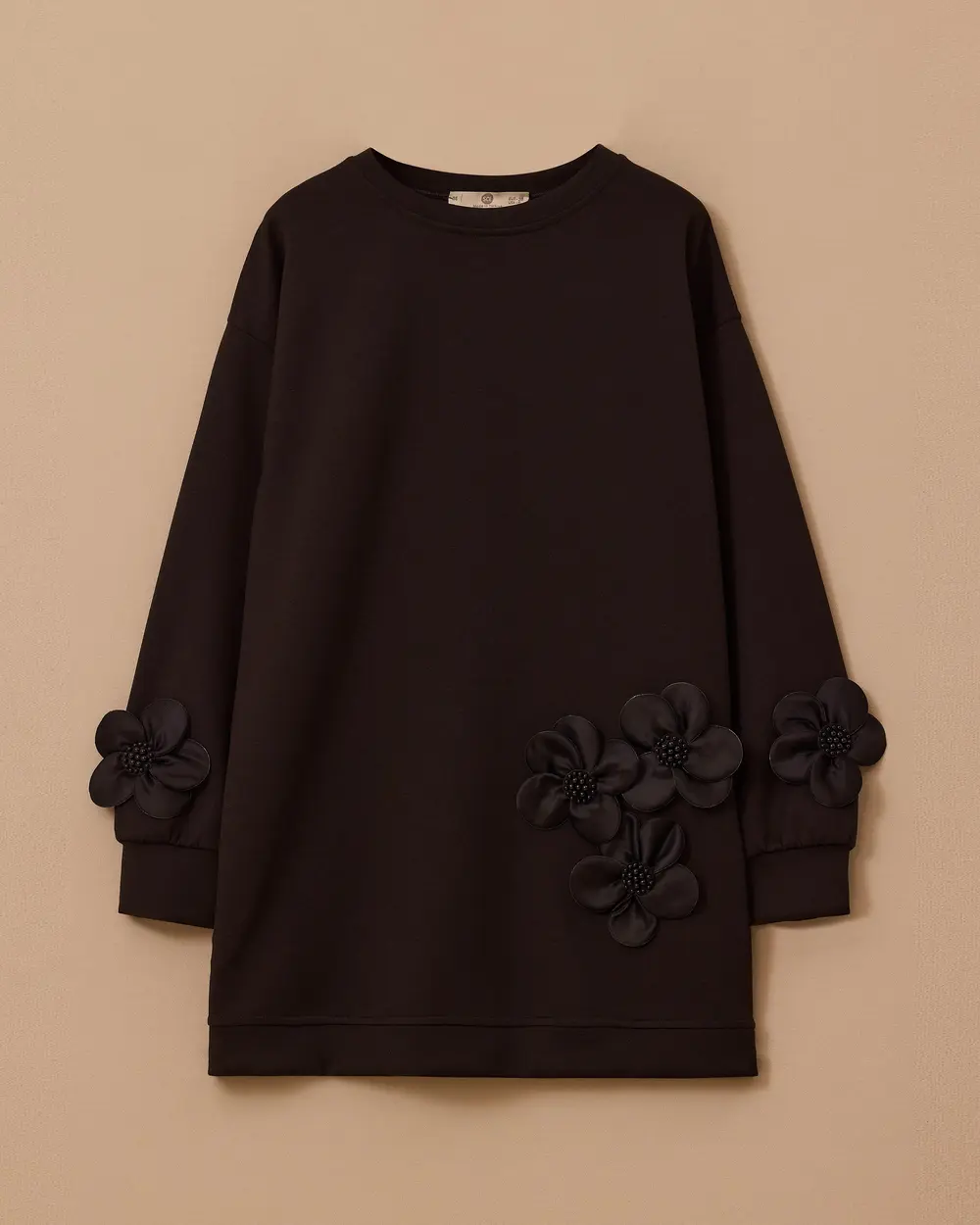 Çiçek Detaylı Cepli Sweatshirt