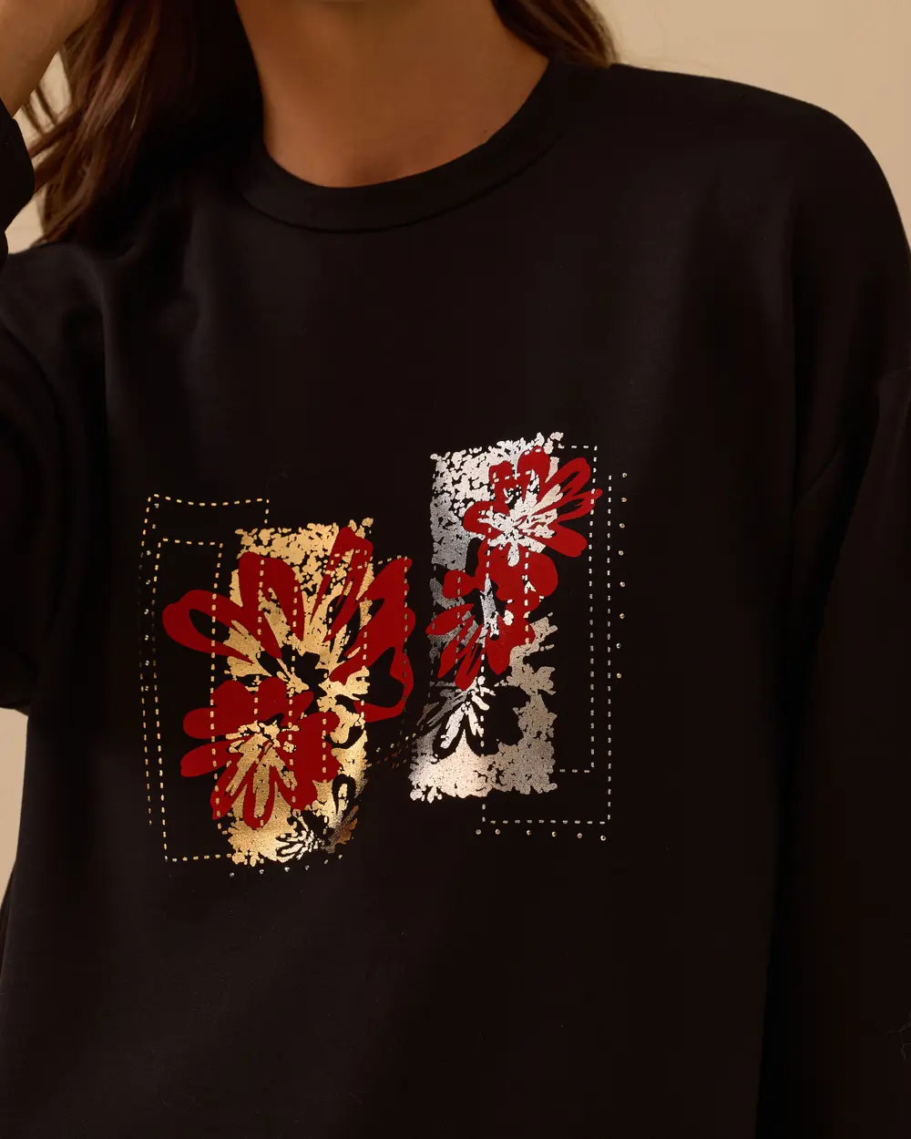 Çiçek Baskılı Sweatshirt