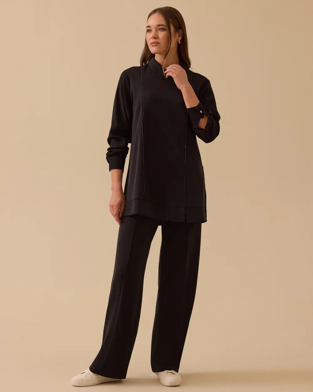 Gömlek Yaka Şerit Detaylı Sweatshirt