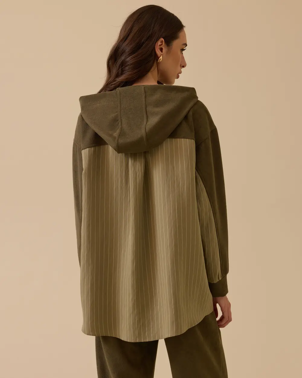 Çizgi Detaylı Süet Sweatshirt