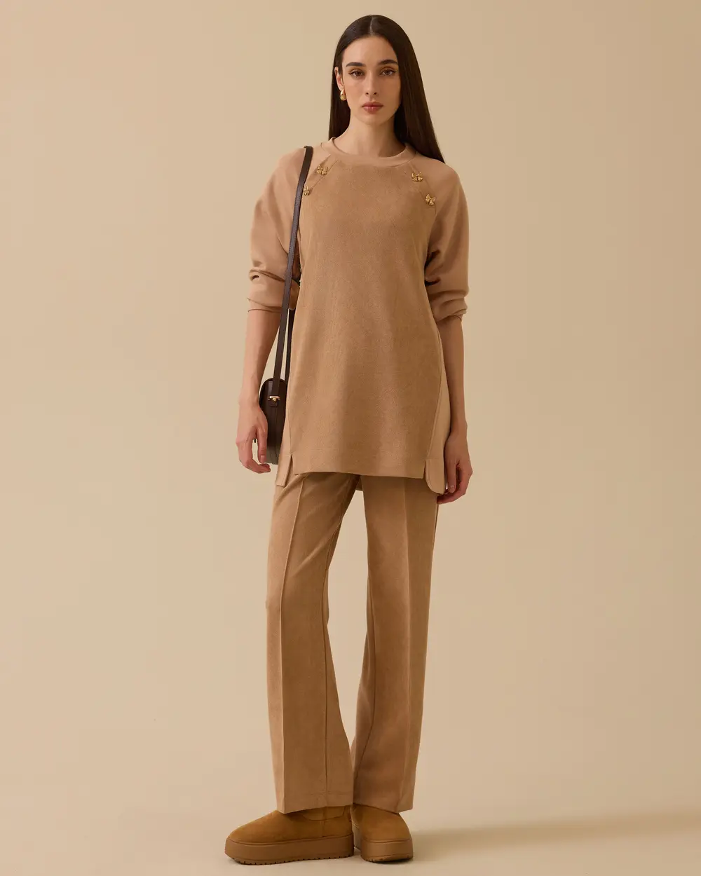 Fiyonk Aksesuar Detaylı Süet Sweatshirt