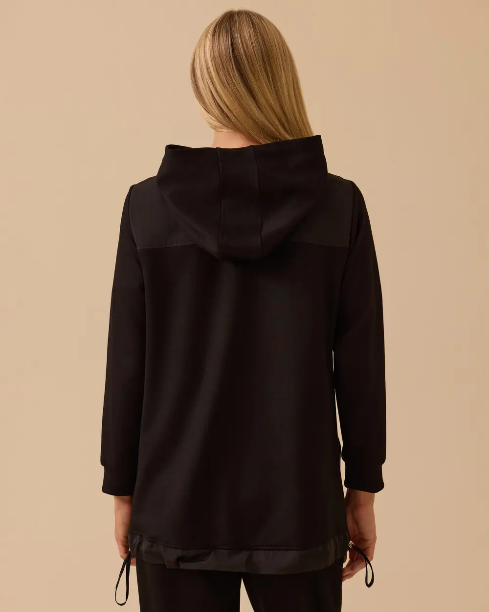 Kapüşonlu Bağcık Detaylı Sweatshirt