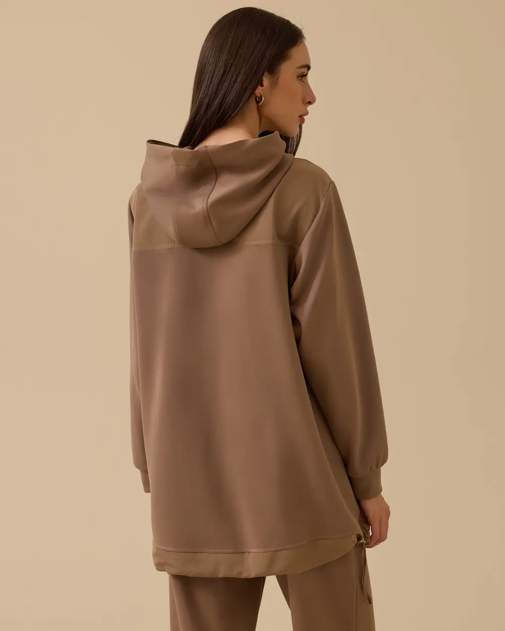 Kapüşonlu Bağcık Detaylı Sweatshirt