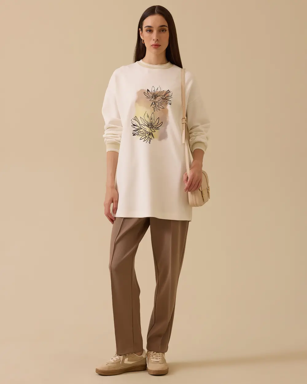 Baskılı Taş Detaylı Sweatshirt