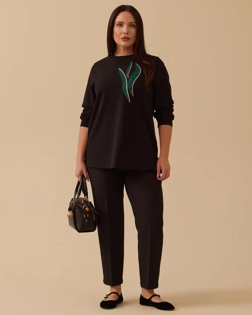 Büyük Beden Desenli Taş İşlemeli Sweatshirt