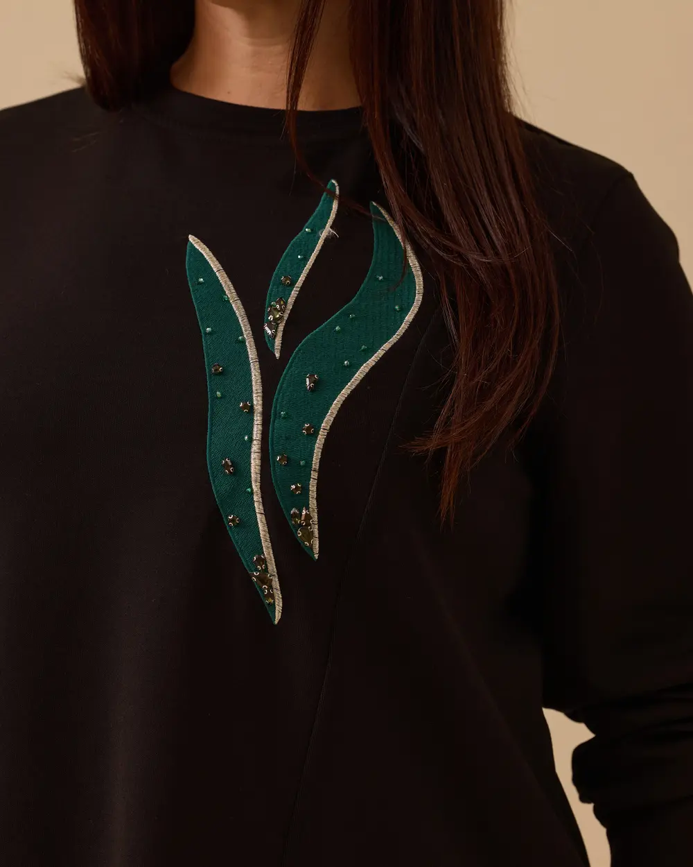 Büyük Beden Desenli Taş İşlemeli Sweatshirt