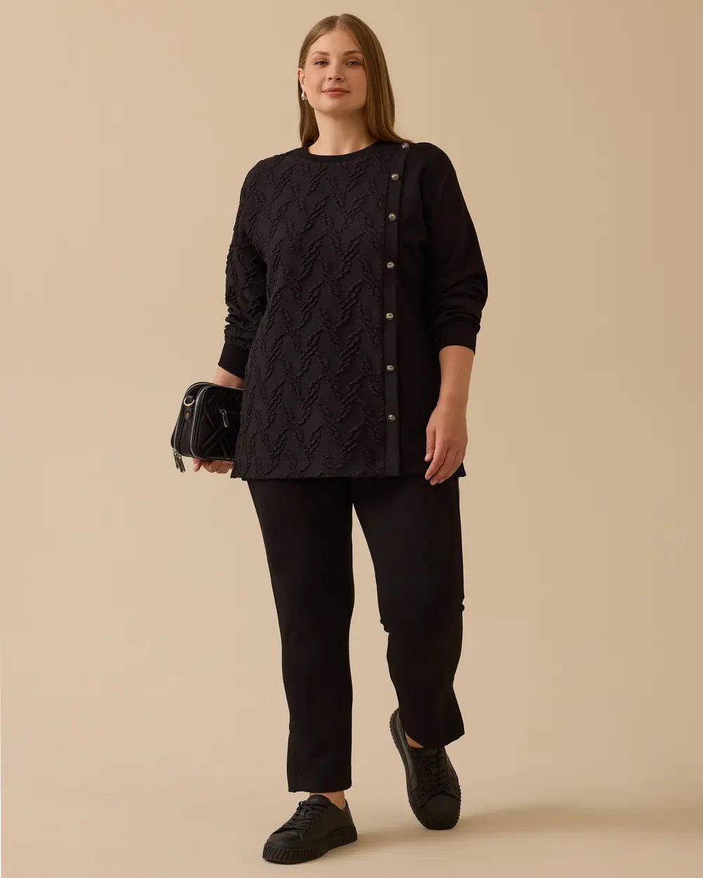 Büyük Beden Dokulu Düğme Detaylı Sweatshirt