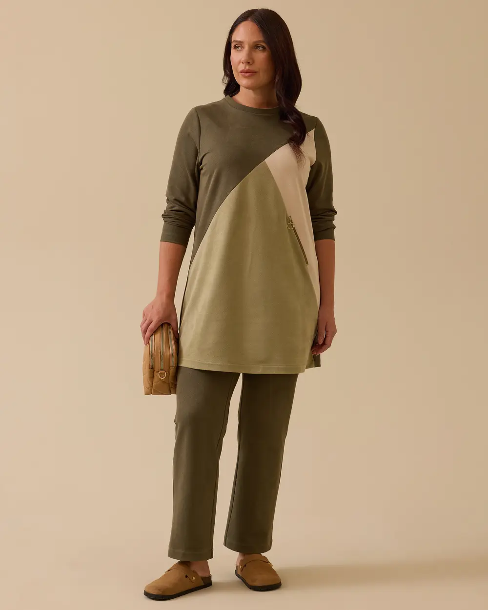 Büyük Beden Asimetrik Desenli Sweatshirt