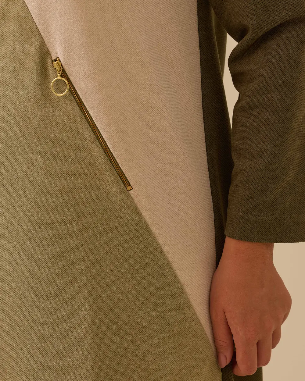 Büyük Beden Asimetrik Desenli Sweatshirt