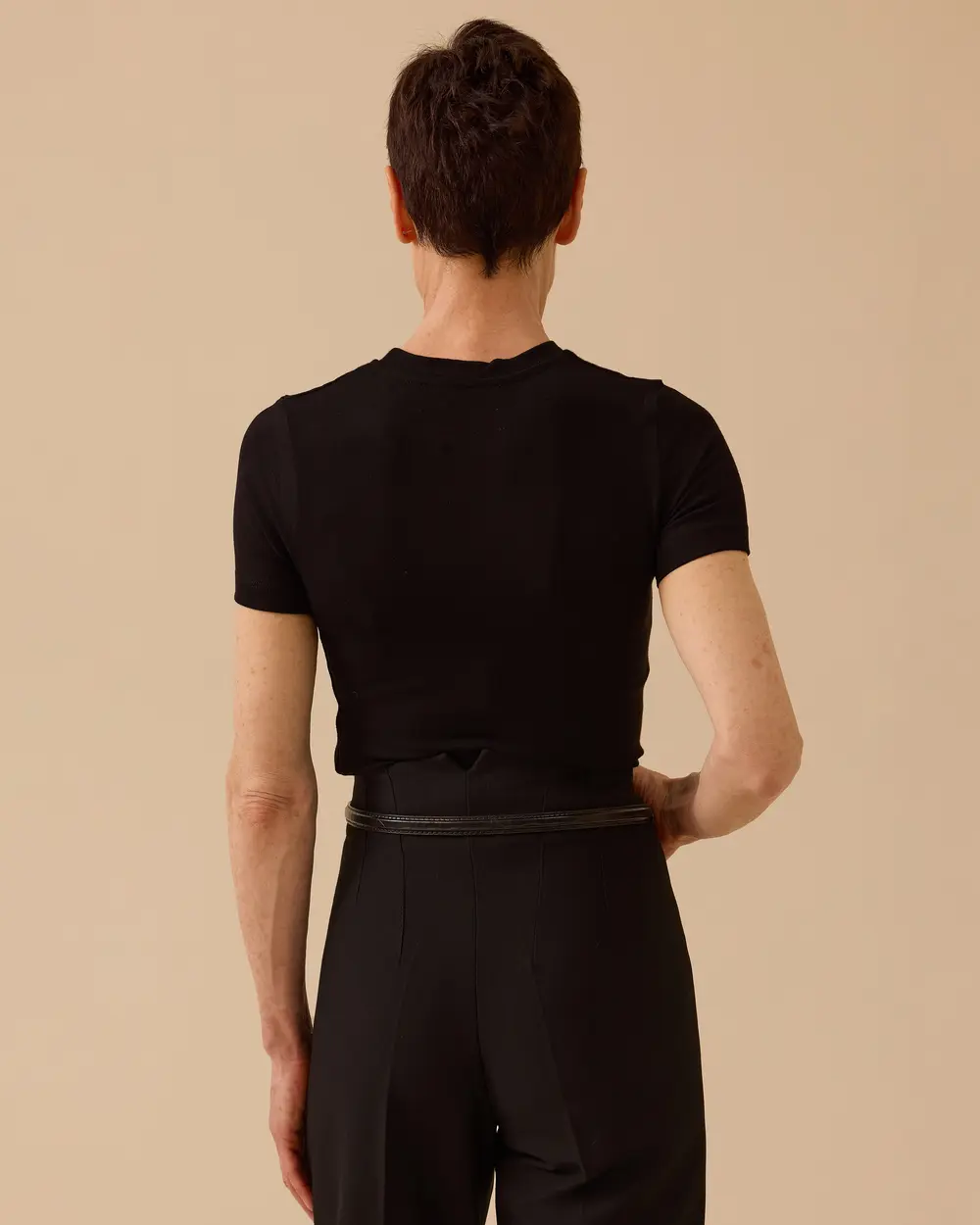 Round Neck Short Sleeve Basic T-Shirt