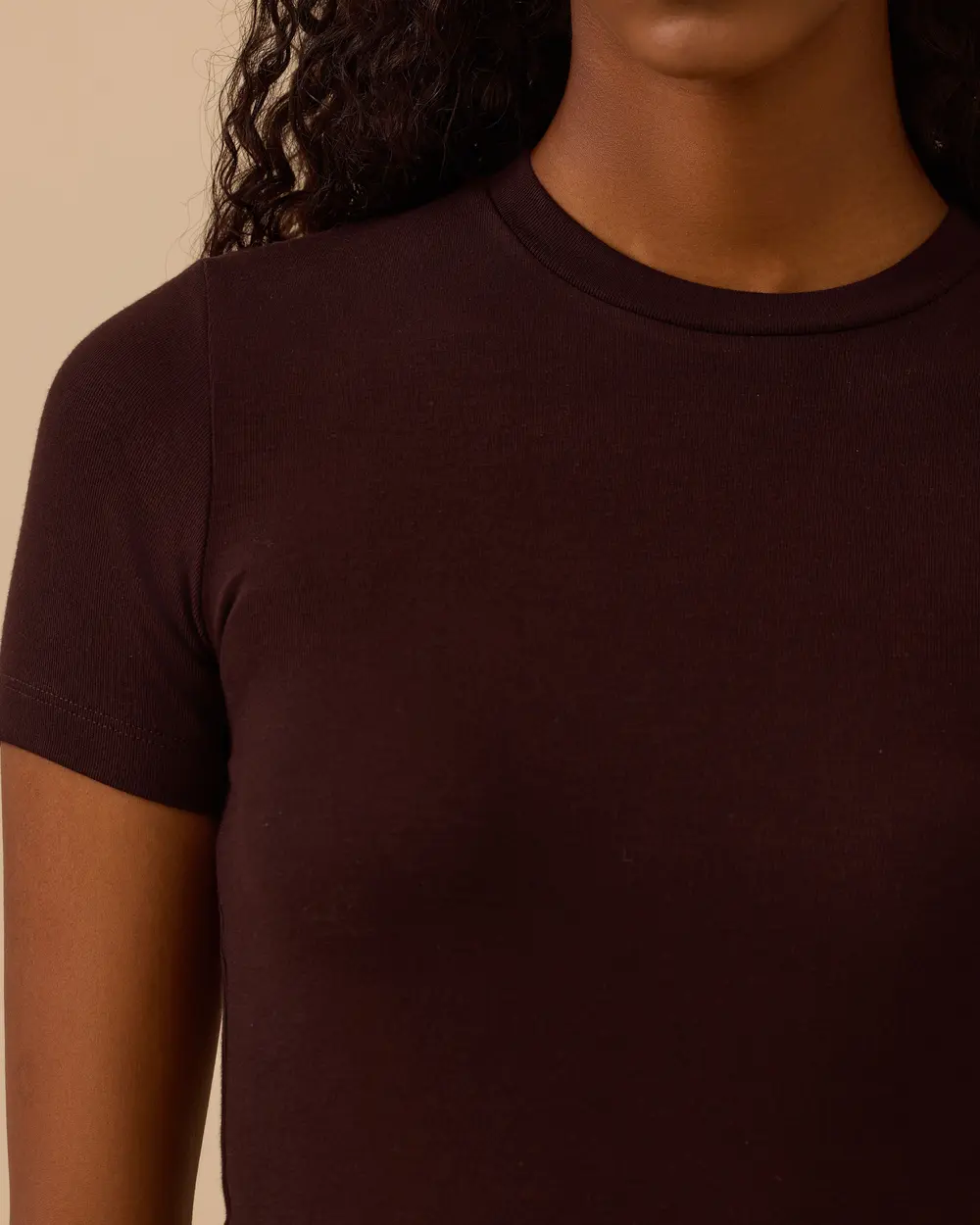 Yuvarlak Yaka Kısa Kollu Basic Tişört