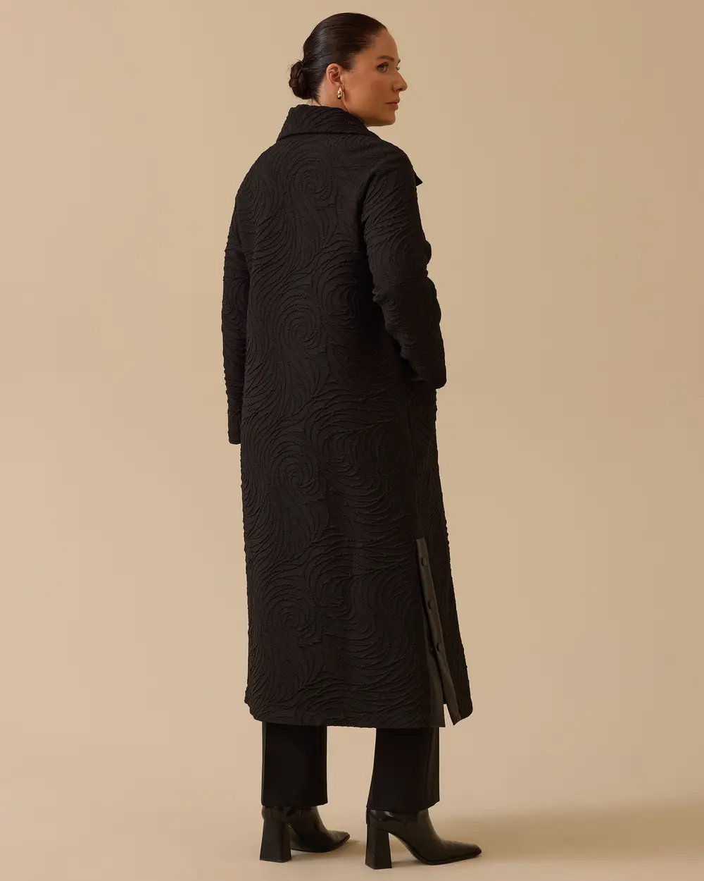 Büyük Beden Desenli Düğmeli Uzun Kap