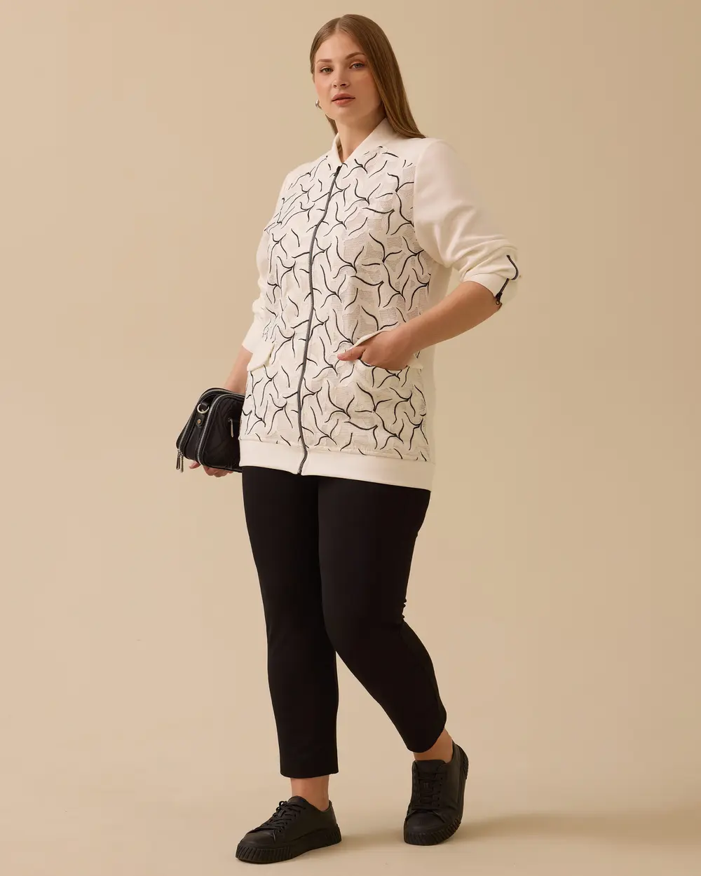 Büyük Beden Desenli Fermuarlı Kap