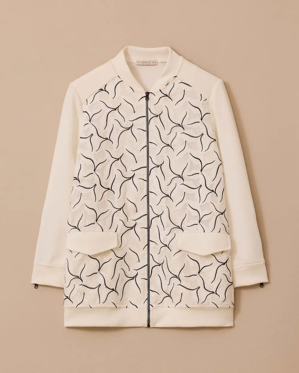 Plus Size Patterned Zippered Cap