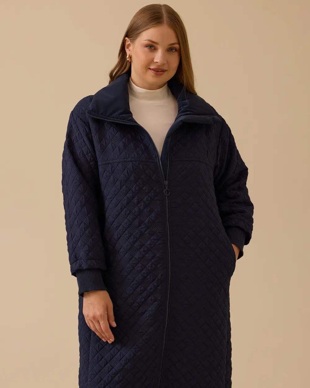 Büyük Beden Kapitone Fermuarlı Pardesü