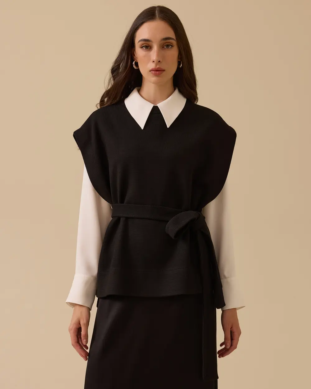 Gömlek Yaka Kuşaklı Süveter Takım