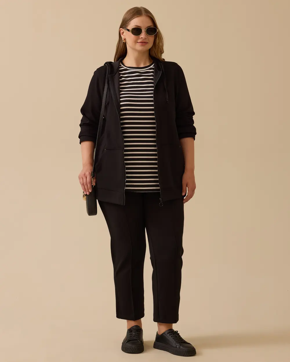 Büyük Beden Çizgili İç Bluzlu Fermuarlı Takım