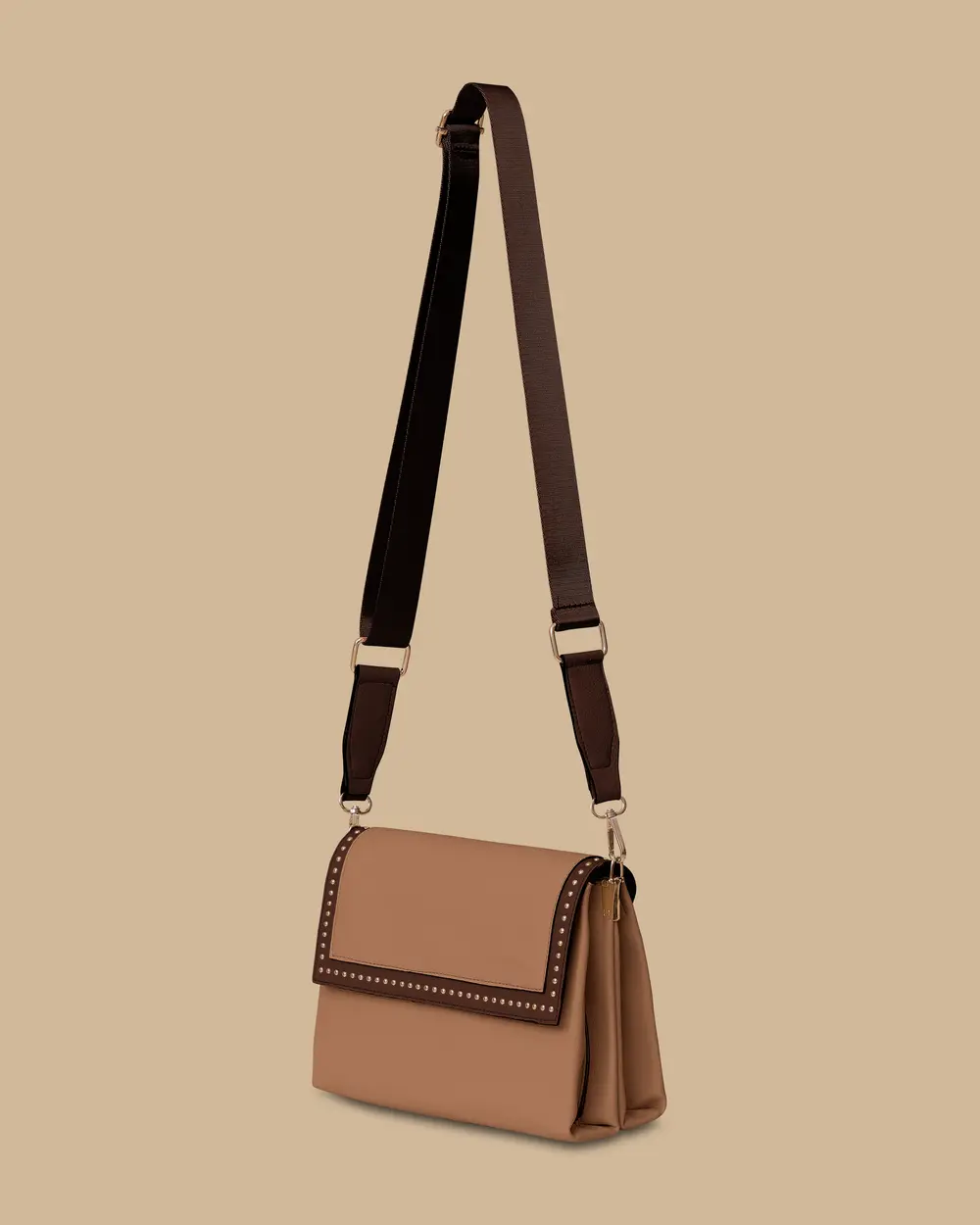 Staple Detailed Shoulder Bag with Cover