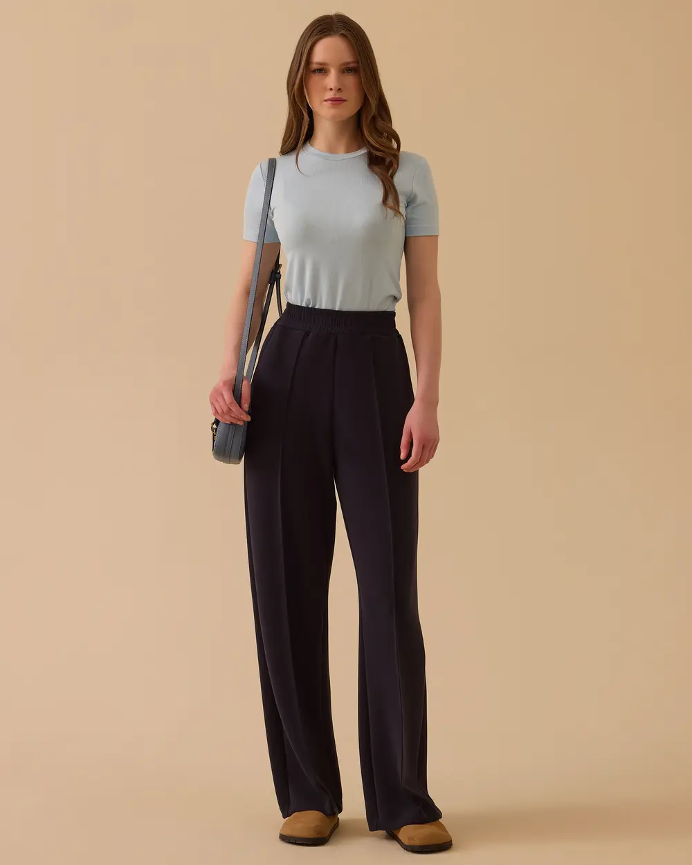 Elastik Bel Düz Kesim Cepli Pantolon