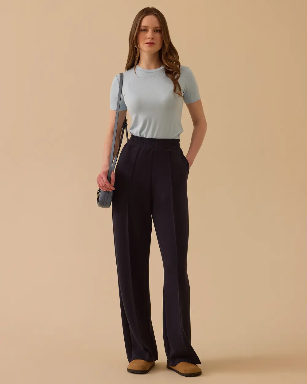 Elastik Bel Düz Kesim Cepli Pantolon