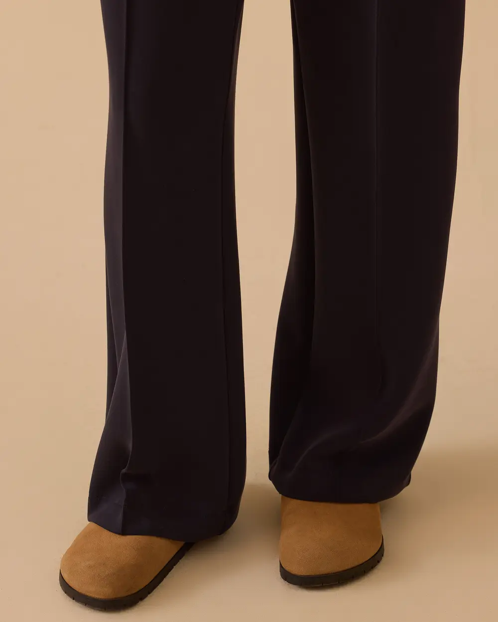 Elastik Bel Düz Kesim Cepli Pantolon