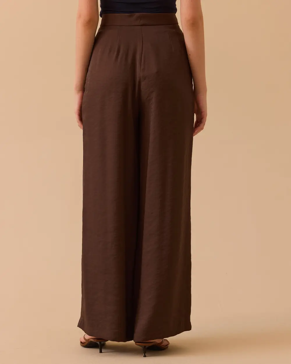 Modern Cut Wide Leg Trousers