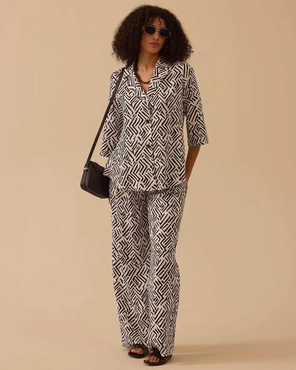 Geometric Patterned Double Pleated Pants