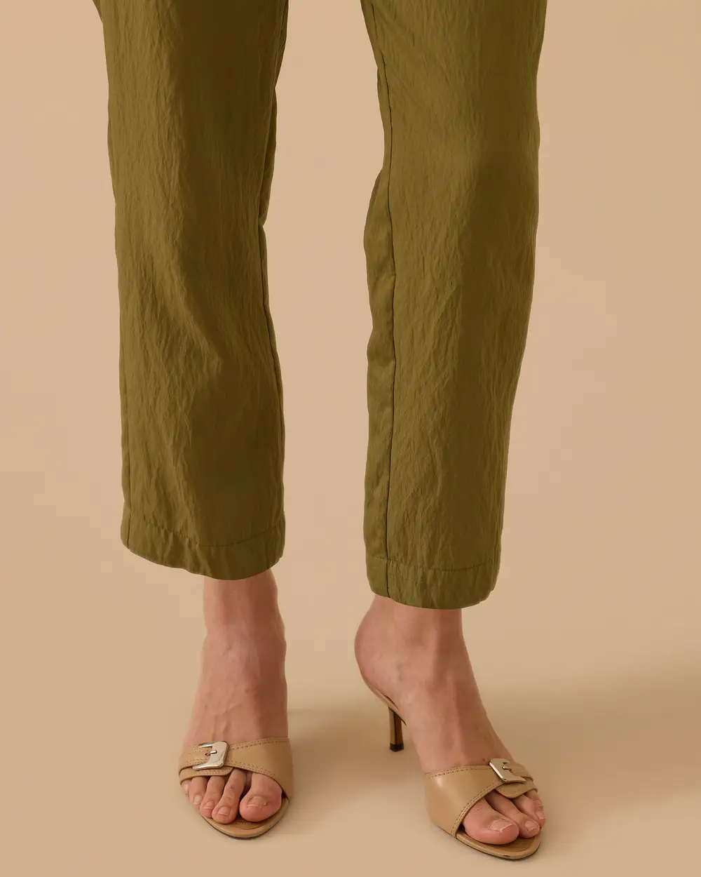 Button-Detail Elastic-Waist Pants