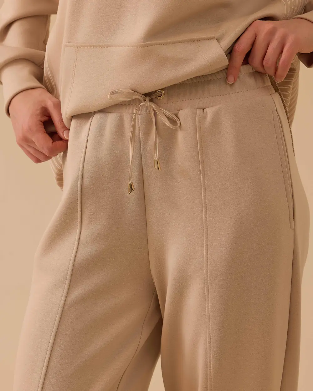 Lace-up Ankle Length Sweatpants