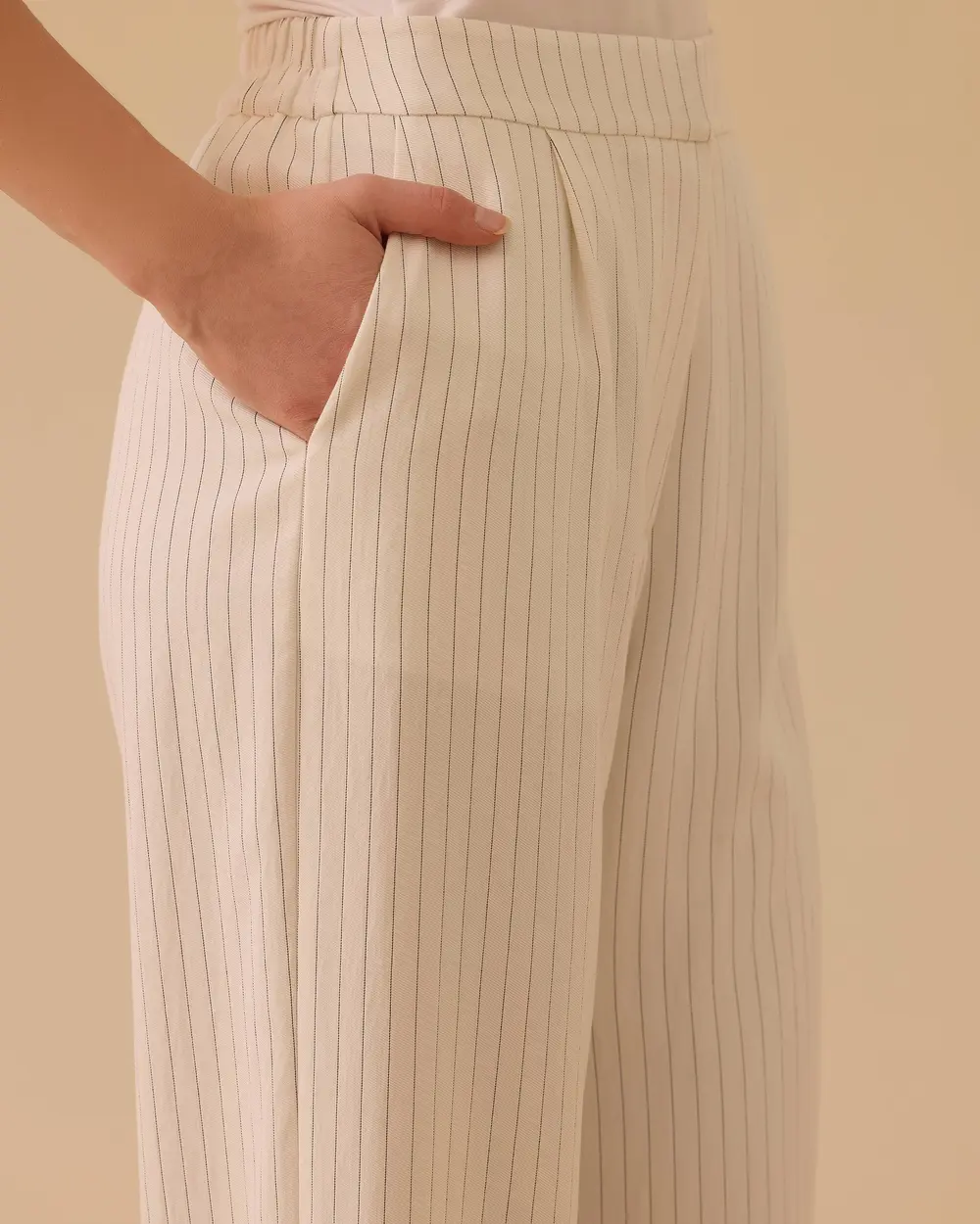 Çizgi Detaylı Pantolon