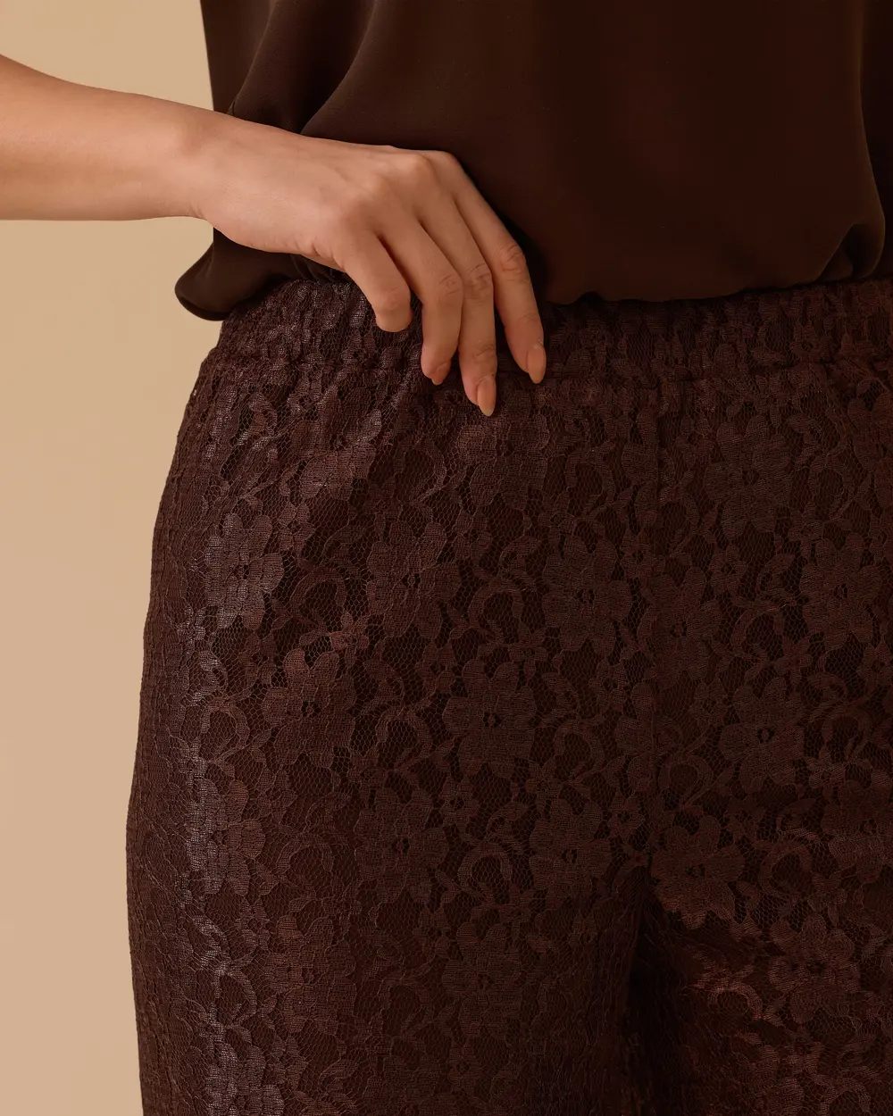 Dantel Detaylı Geniş Paça Pantolon