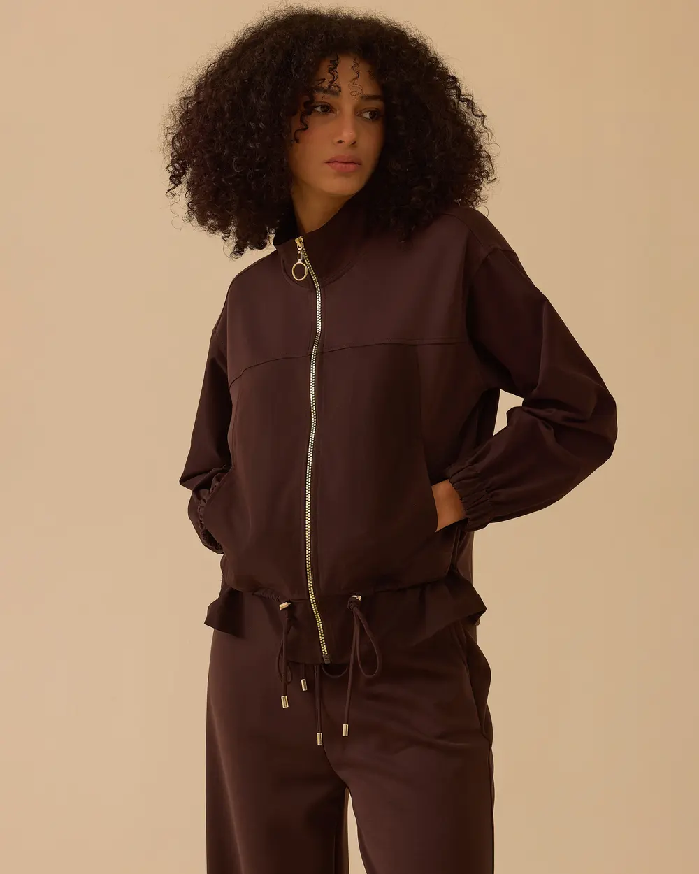 Fermuarlı Bel Ayarlamalı Ceket