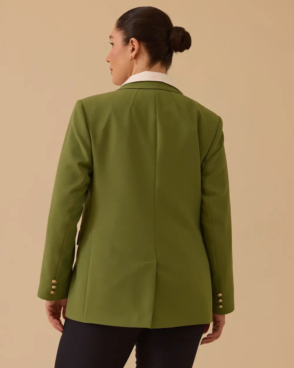 Büyük Beden Klasik Yaka Gold Düğme Detaylı Blazer Ceket