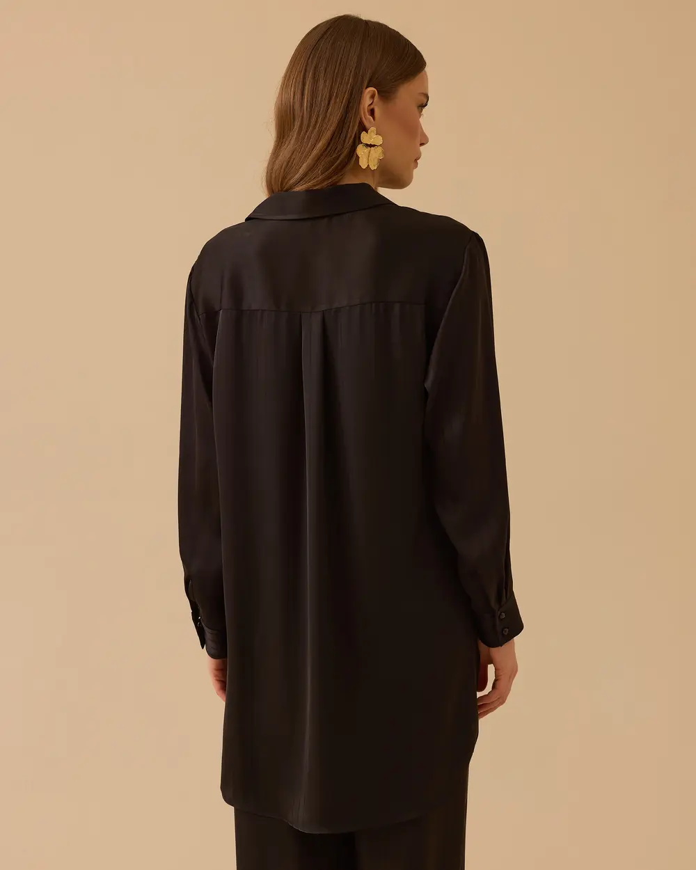 Nakışlı Çizgi Detaylı Saten Tunik