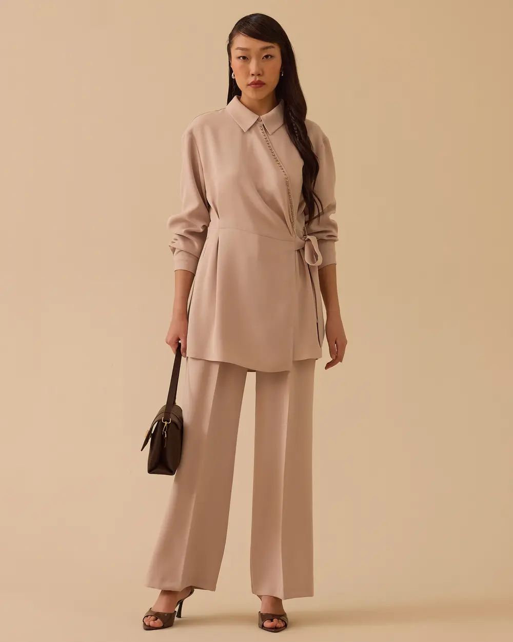 Bağlama Detaylı Gömlek Yaka Tunik