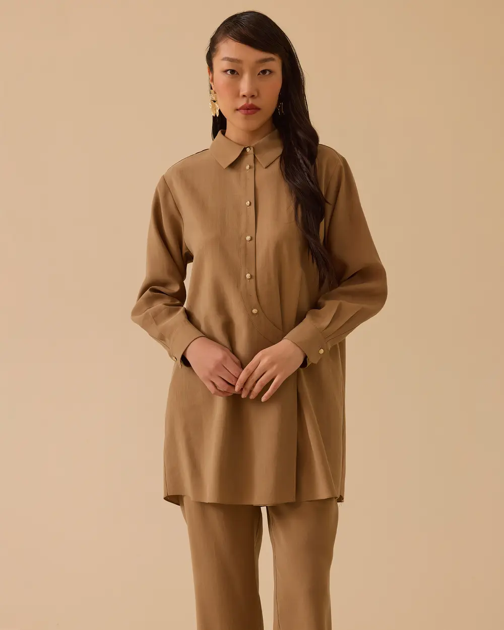 Düğme Detaylı Gömlek Yaka Tunik