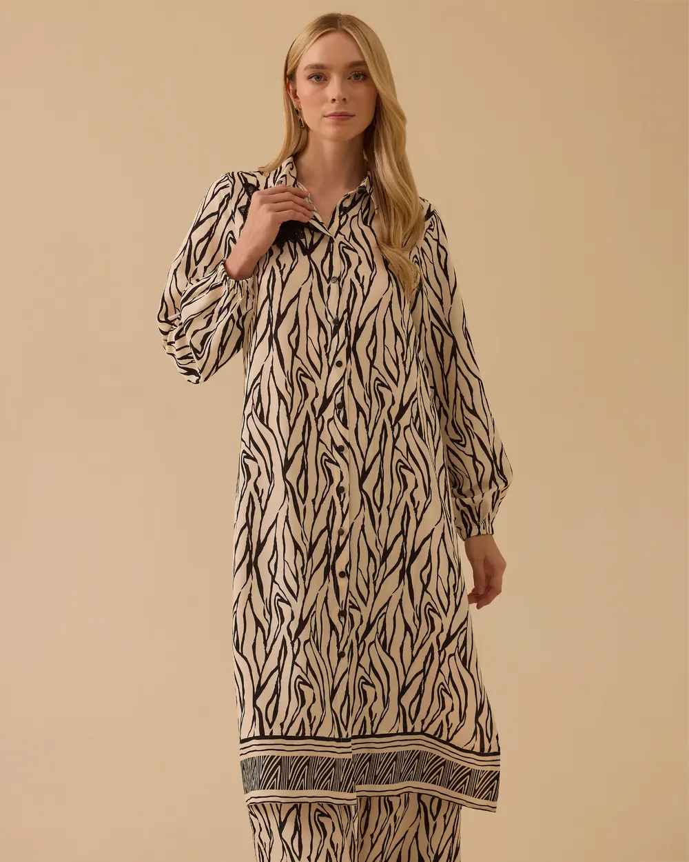 Zebra Patterned Buttoned Long Tunic