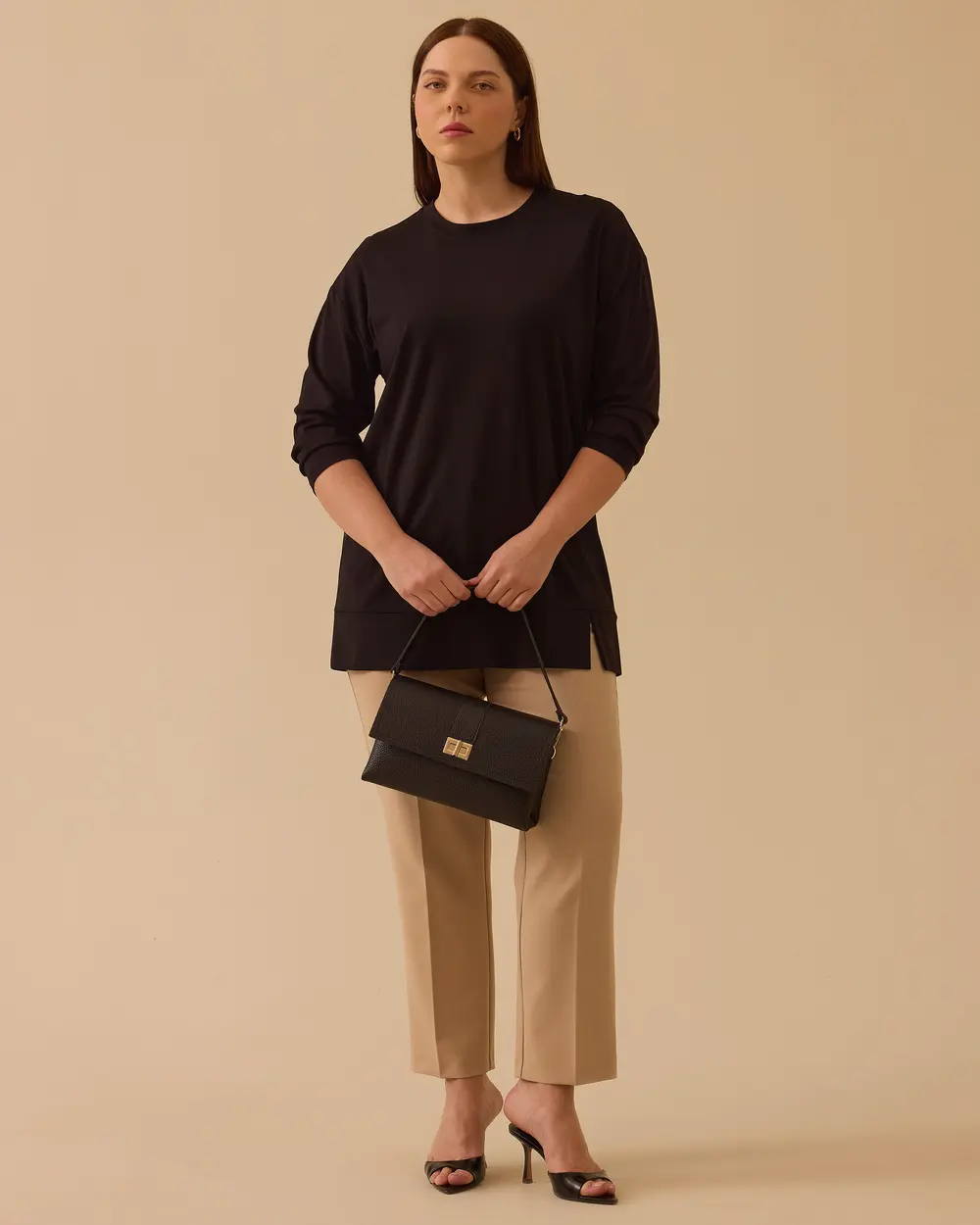 Büyük Beden Yırtmaç Detaylı Basic Tunik