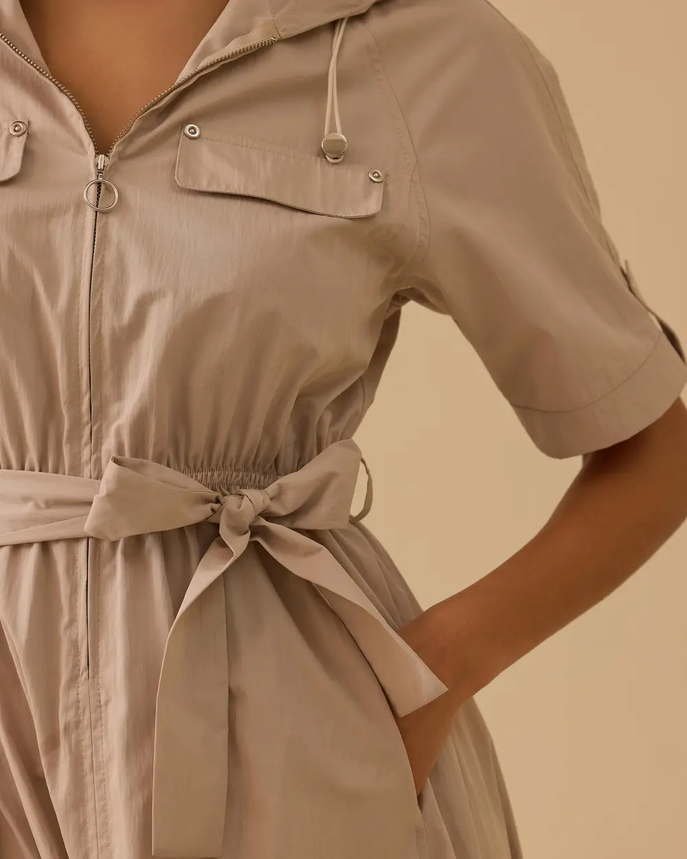 Kapüşonlu Kuşaklı Paraşüt Elbise