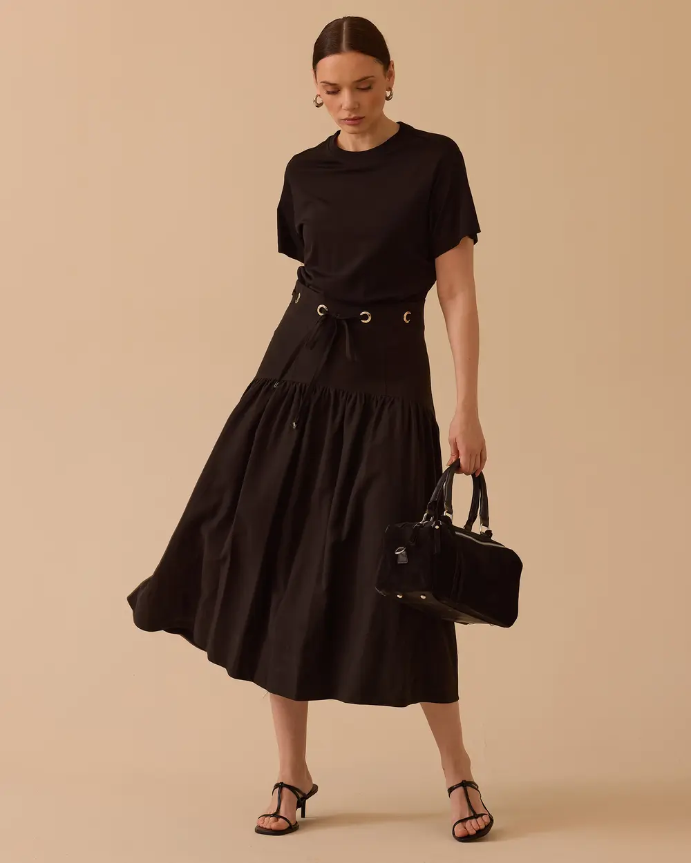 Çift Kumaşlı Bel Bağcıklı Elbise