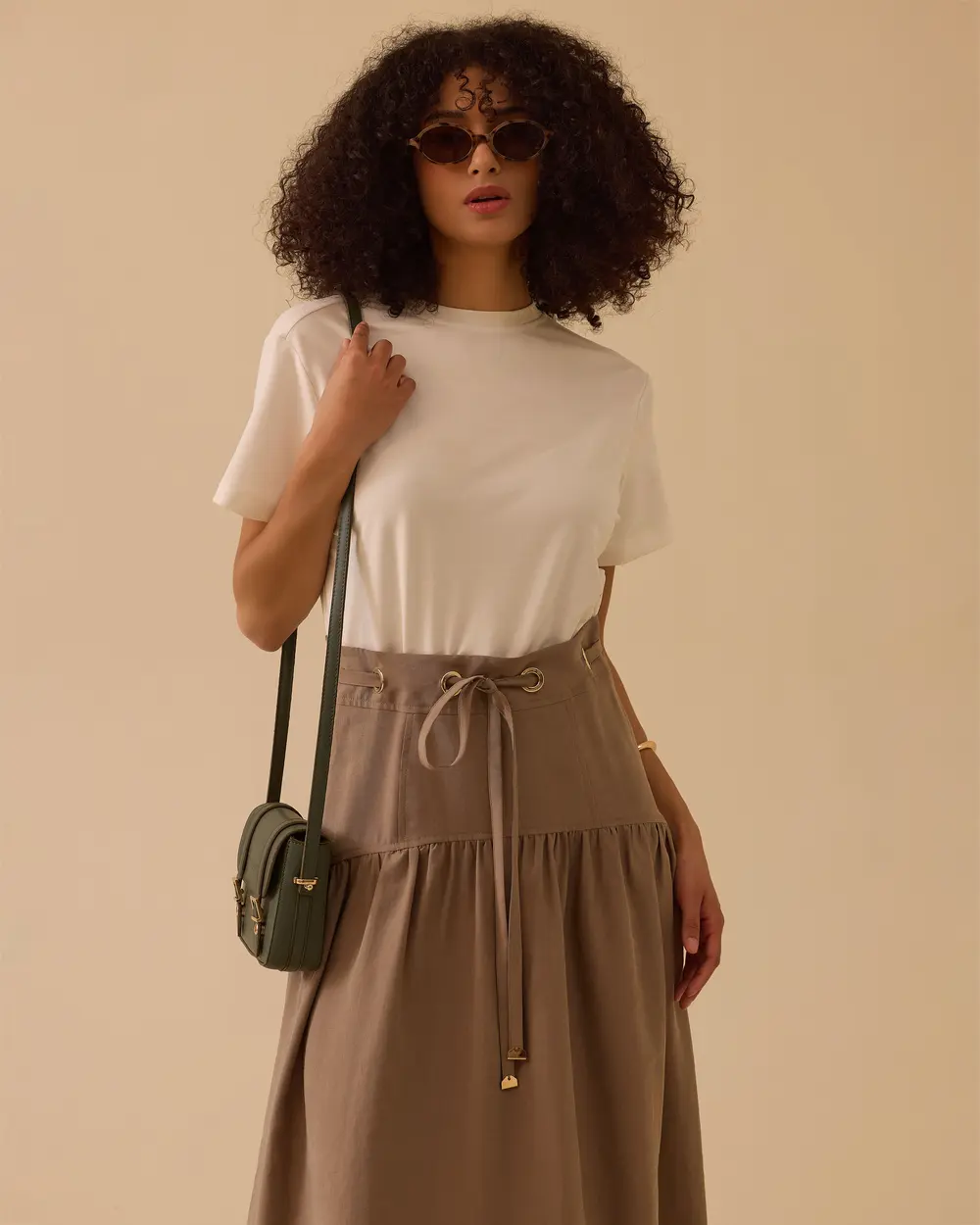 Çift Kumaşlı Bel Bağcıklı Elbise