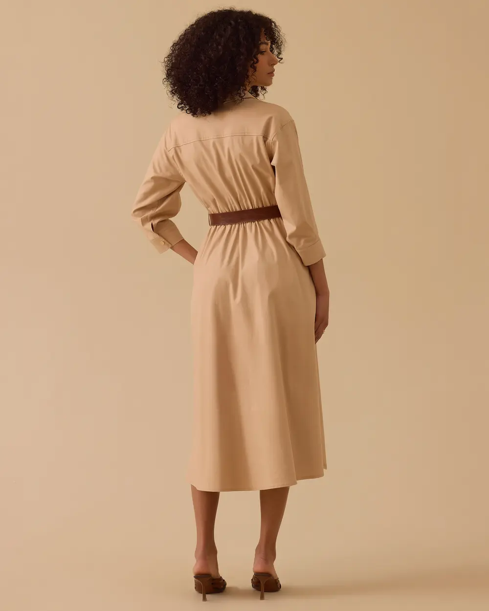 Fermuarlı Pile Detaylı Kemerli Elbise