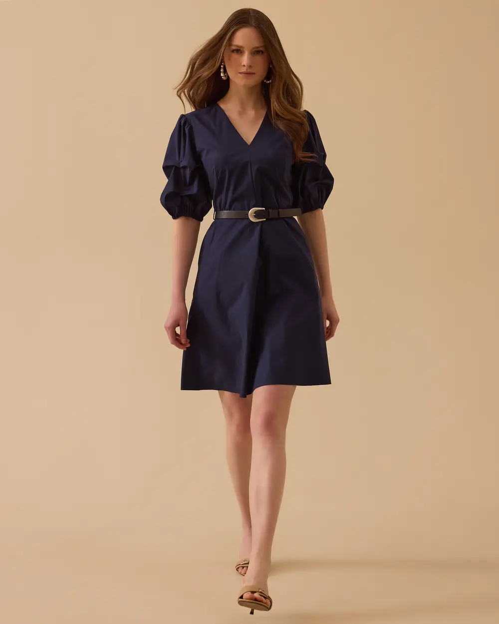 V Yaka Balon Kol Mini Elbise