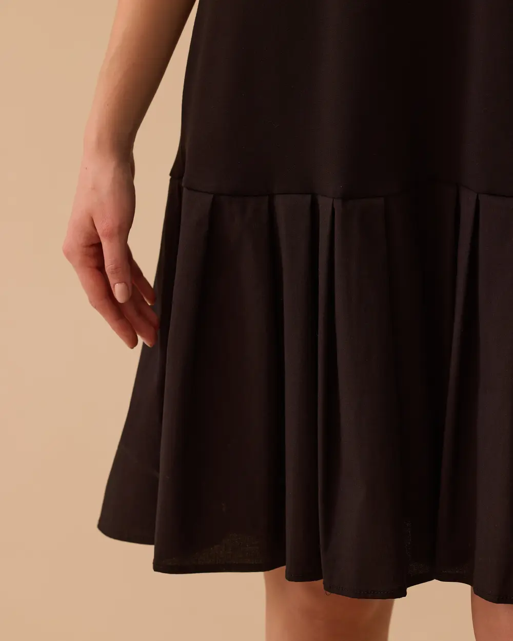 Short Sleeve Combed Dress with Frill Detail