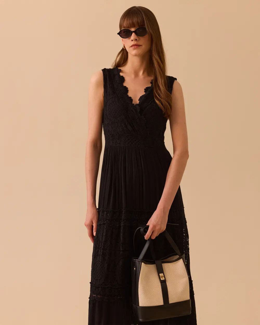 Lace Detailed V-Neck Long Dress