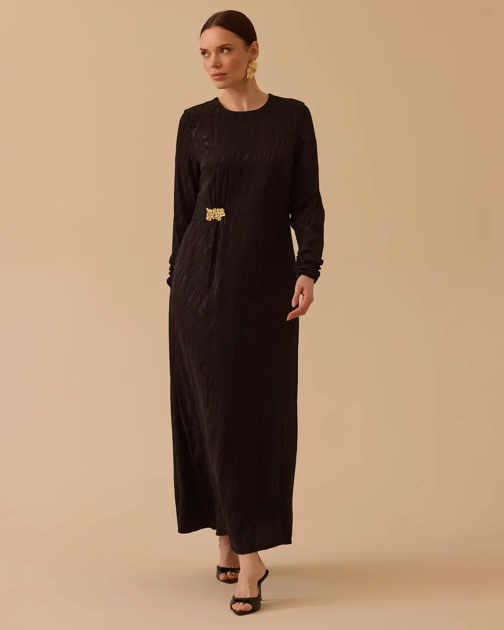 Aksesuarlı Desenli Jakar Elbise