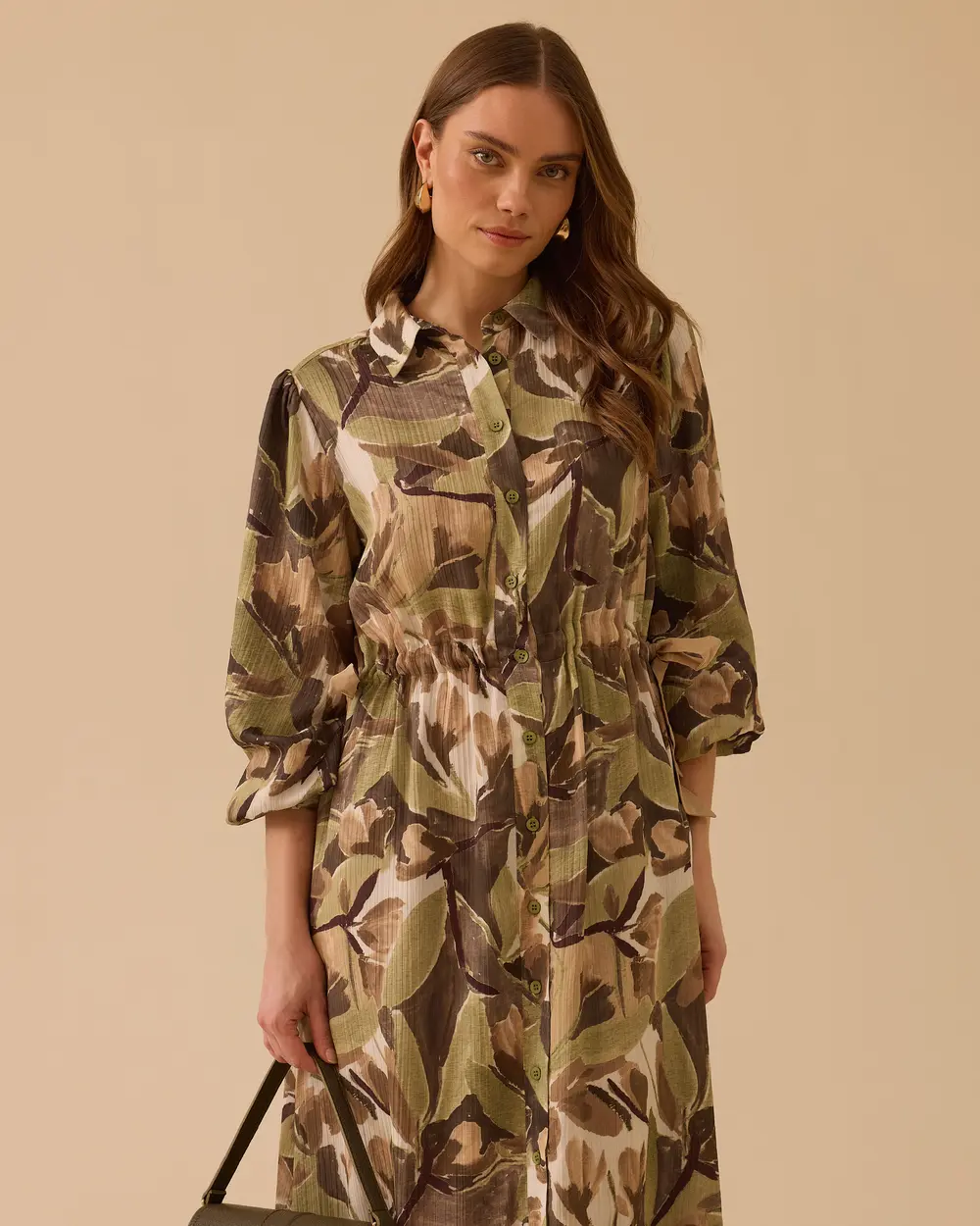 Çiçek Desenli Bel Büzgülü Elbise