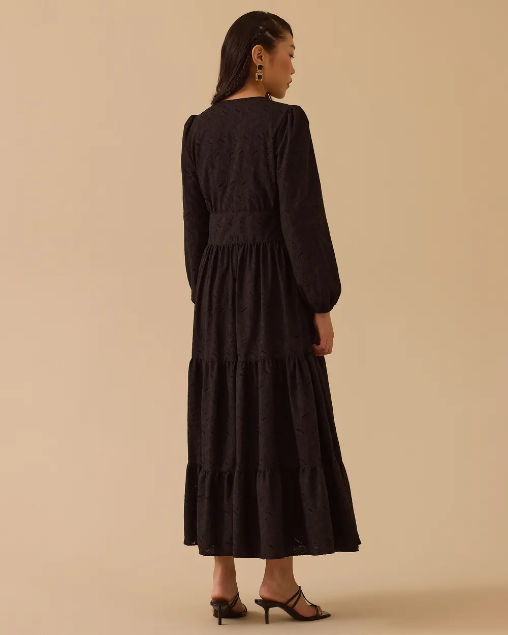 Sıfır Yaka Brode Elbise