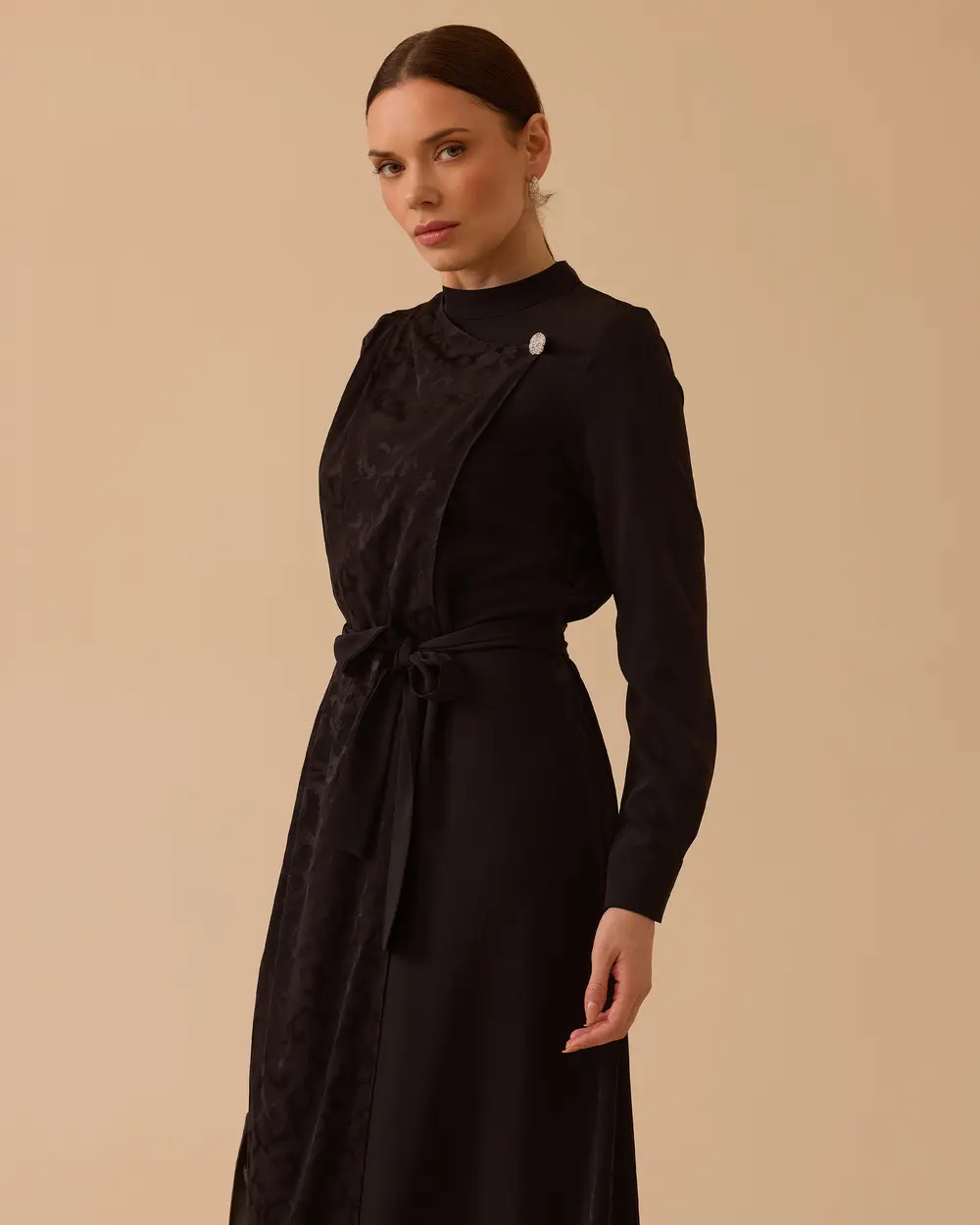 Desenli Kuşaklı Jakar Elbise