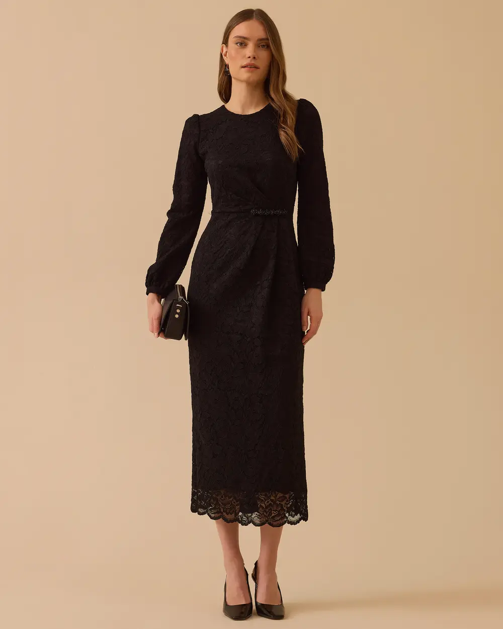 Boncuk Detaylı Dantel Elbise